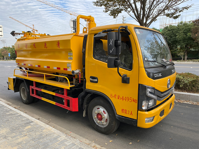 伊犁清洗吸污车